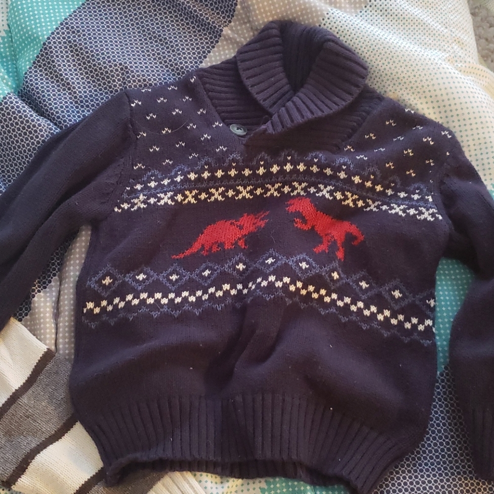 Sweaters - Picture 3 of 4